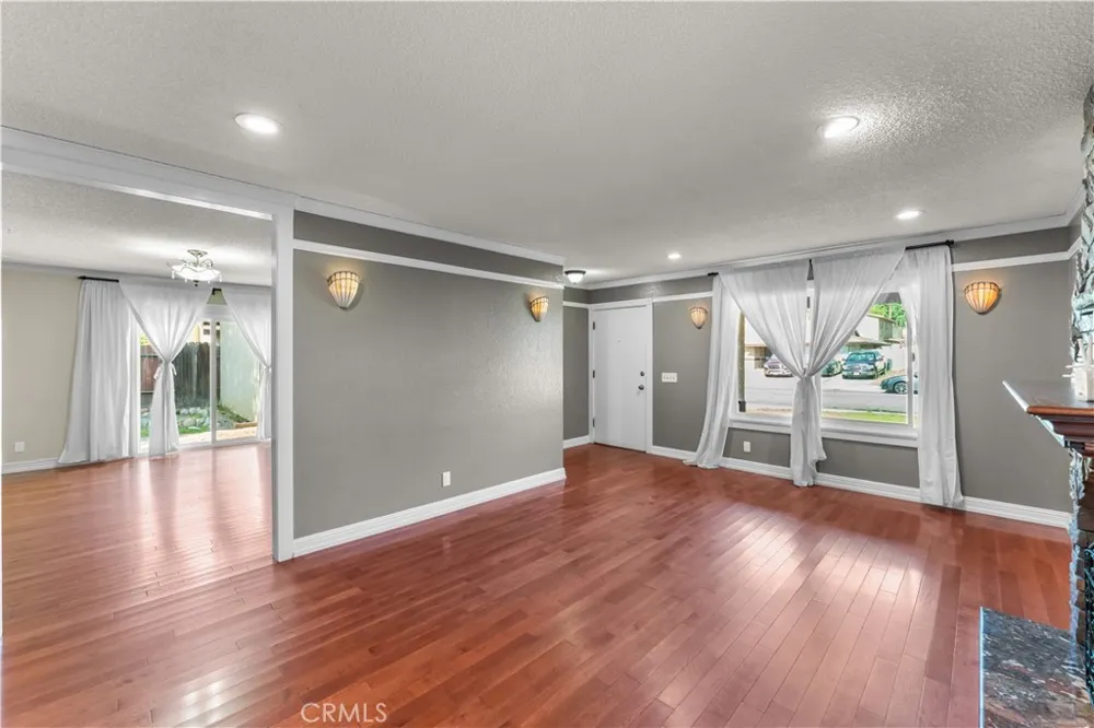 1368 Balboa Ontario, CA 91764