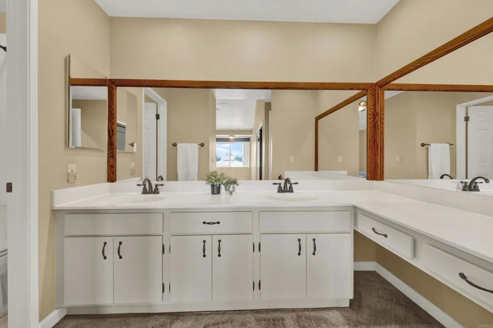 44552 La Paz Road Temecula, CA 92592