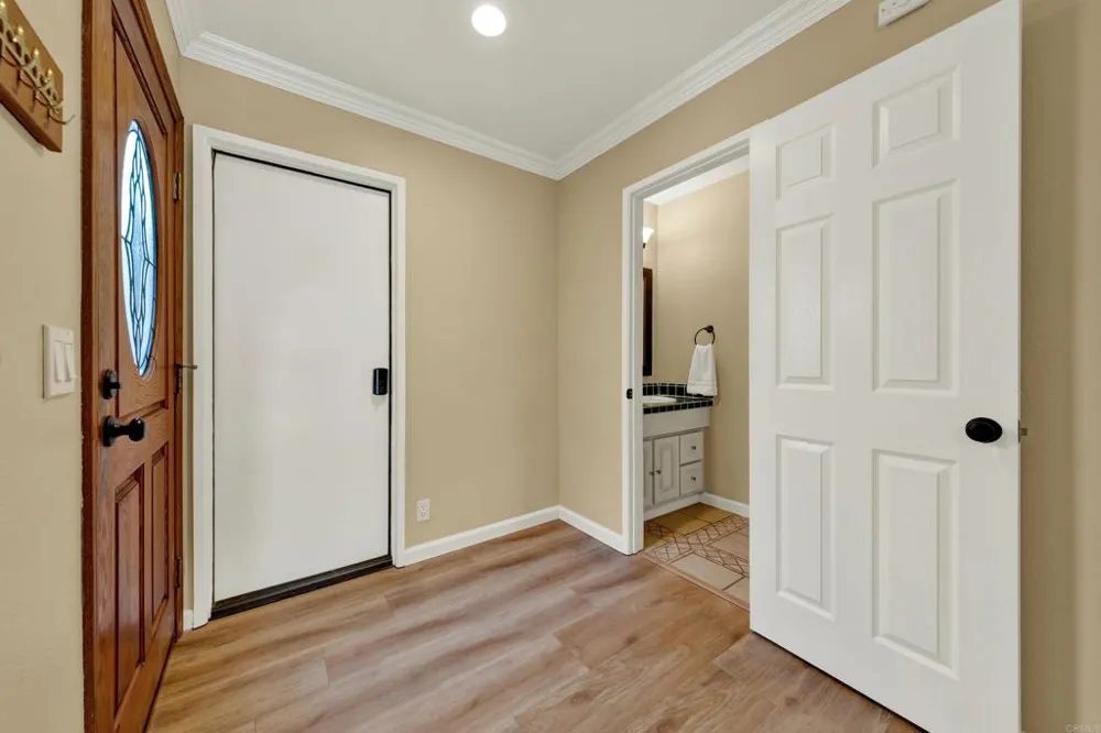 44552 La Paz Road Temecula, CA 92592