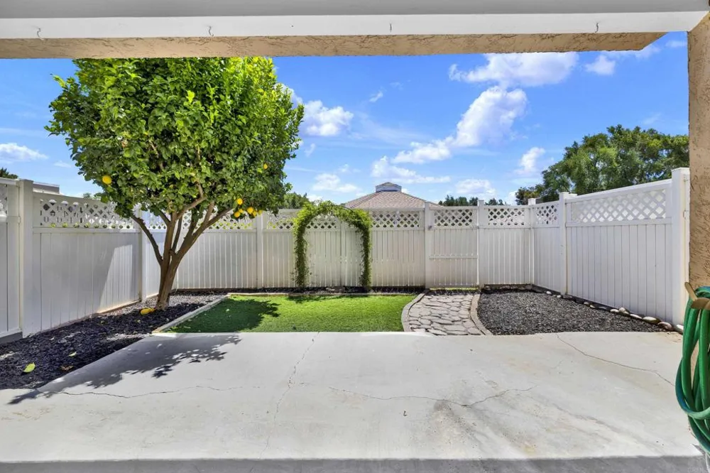 44552 La Paz Road Temecula, CA 92592