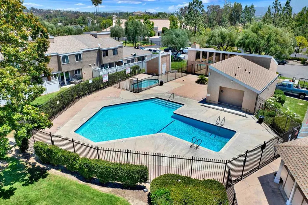 44552 La Paz Road Temecula, CA 92592