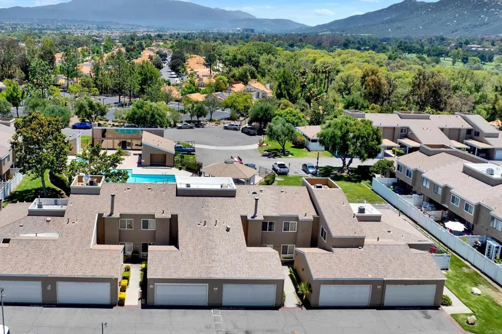 44552 La Paz Road Temecula, CA 92592
