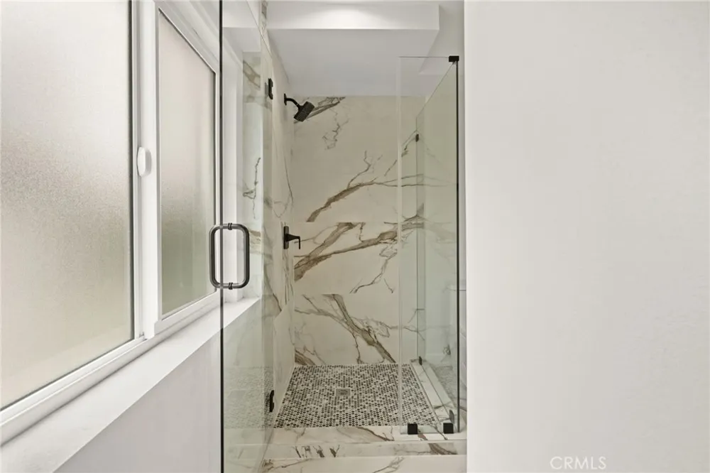 7010 Lennox Avenue #C Van Nuys, CA 91405