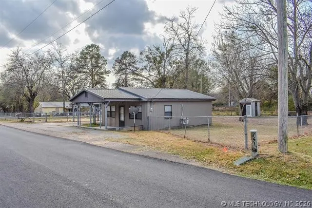 406 SE I STREET Antlers, OK 74523