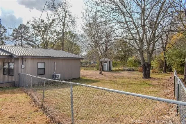 406 SE I STREET Antlers, OK 74523