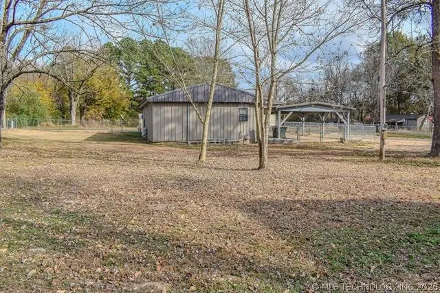 406 SE I STREET Antlers, OK 74523