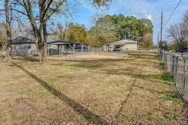 406 SE I STREET Antlers, OK 74523