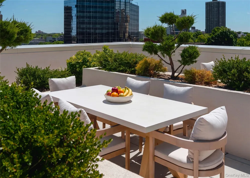 78-29 Austin #404 Forest Hills, NY 11375