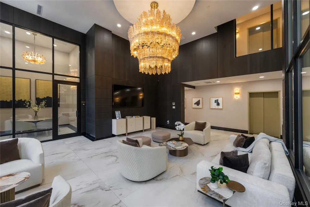 78-29 Austin Street #PH2O Forest Hills, NY 11375