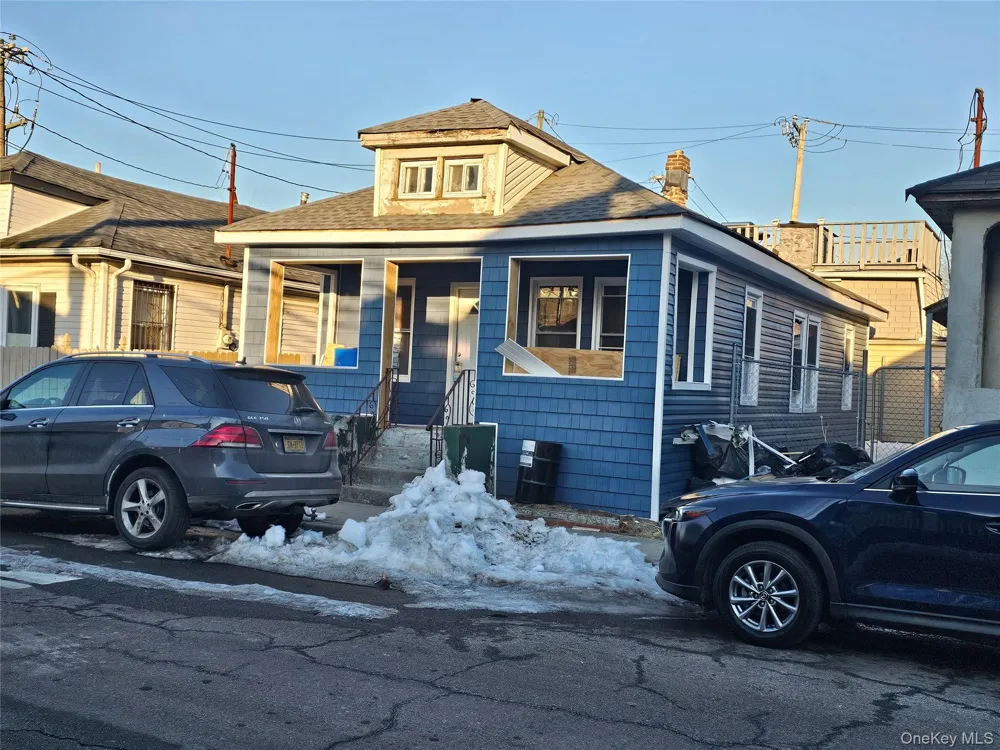 194 Beach 25th Street Far Rockaway, NY 11691