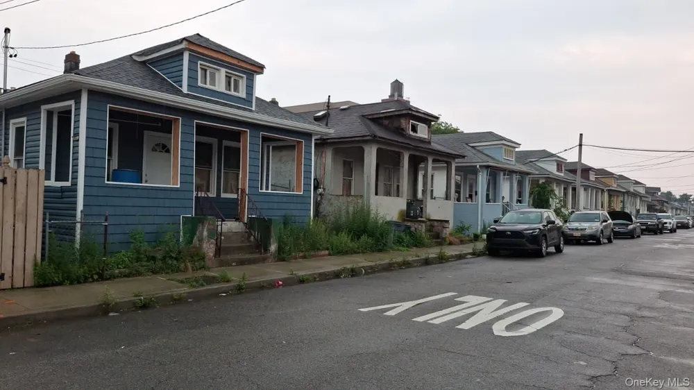 194 Beach 25th Street Far Rockaway, NY 11691