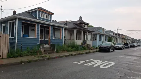 194 Beach 25th Street