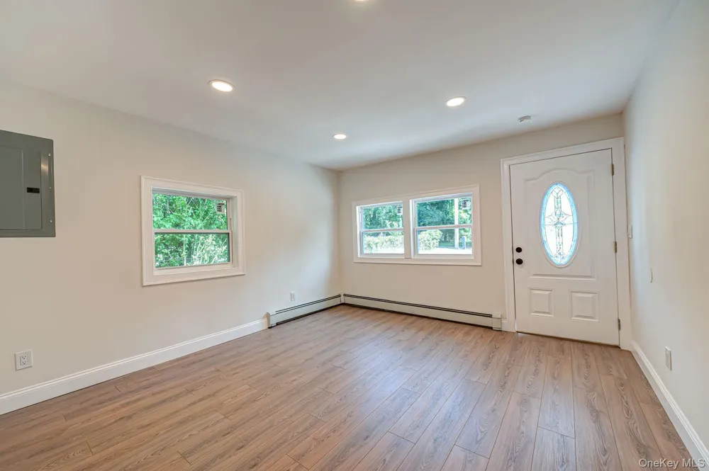 125 Sunset Avenue Selden, NY 11784