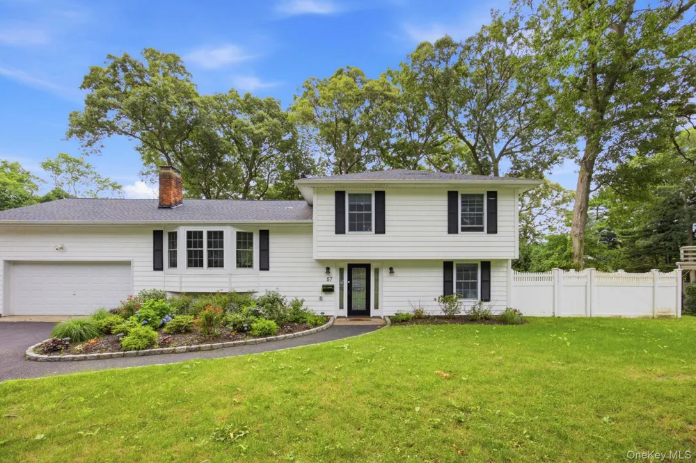 57 Brooksite Drive Smithtown, NY 11787