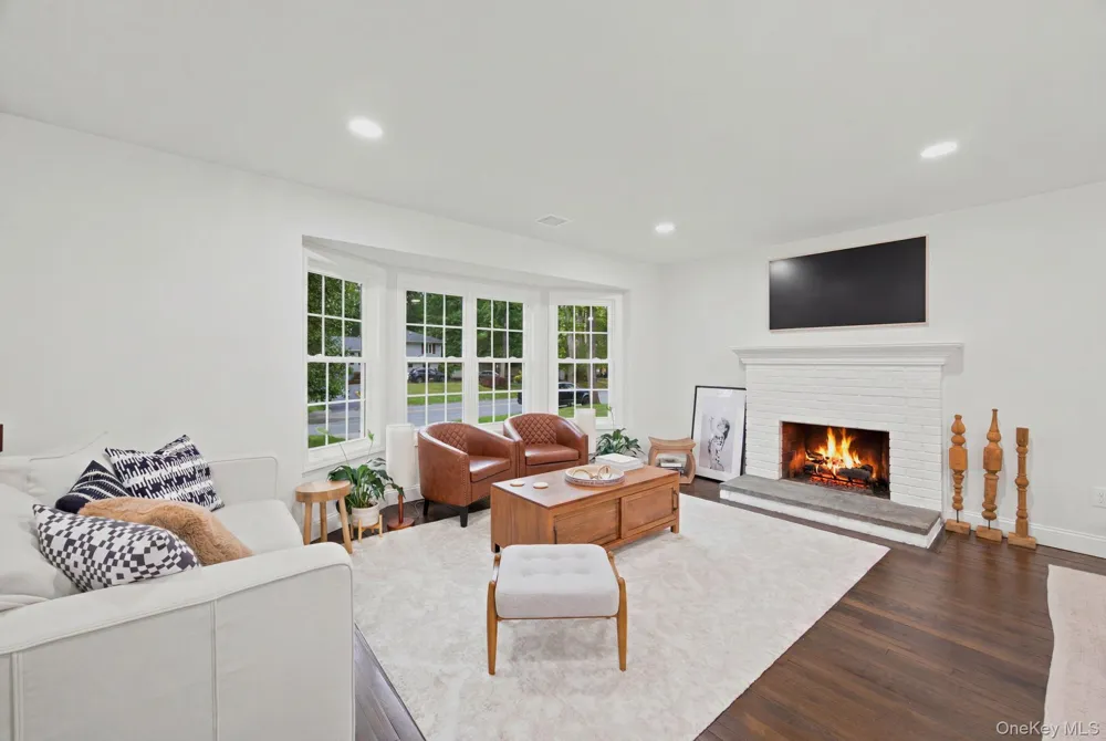 57 Brooksite Drive Smithtown, NY 11787