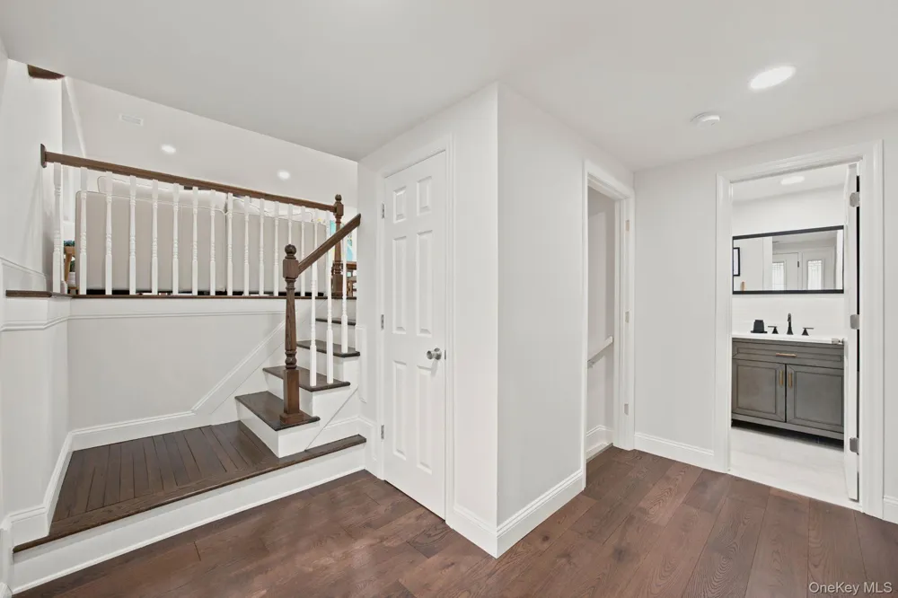 57 Brooksite Drive Smithtown, NY 11787