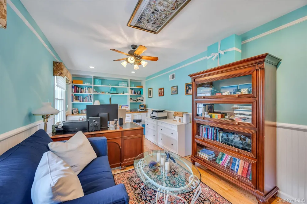 16 Ashland Avenue New Hyde Park, NY 11040