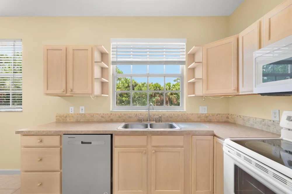 9312 World Cup Way Port St. Lucie, FL 34986