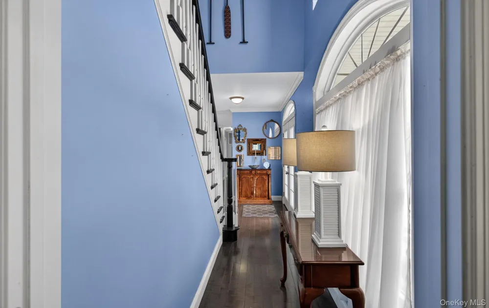 108 Awixa Avenue Bay Shore, NY 11706