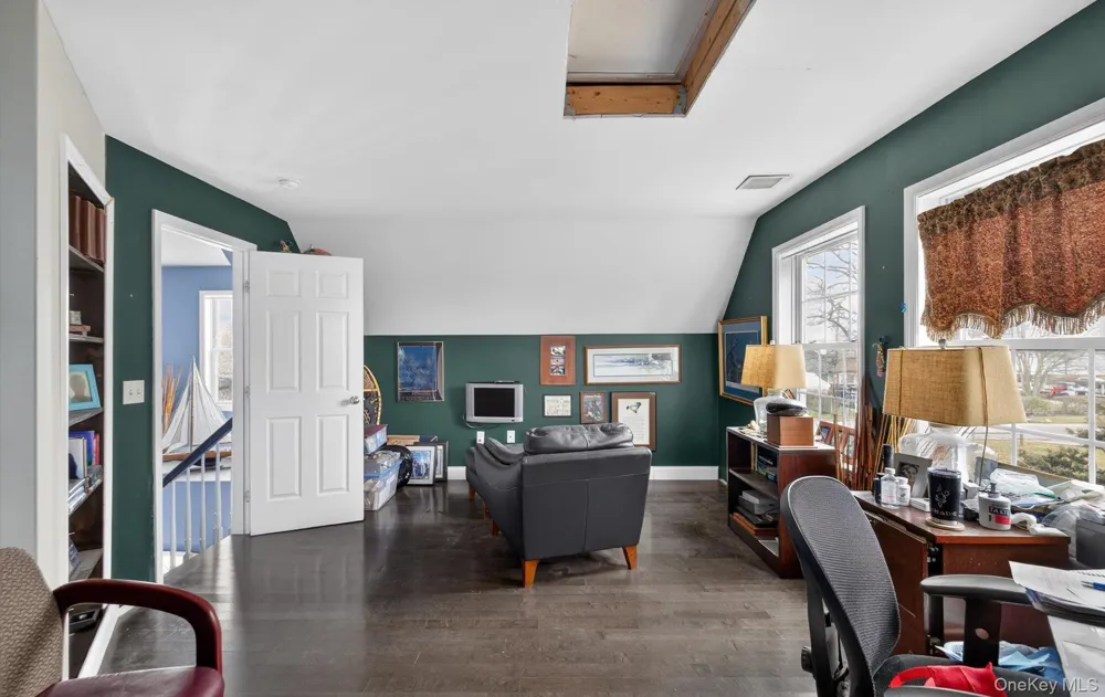 108 Awixa Avenue Bay Shore, NY 11706