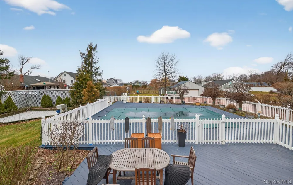 108 Awixa Avenue Bay Shore, NY 11706