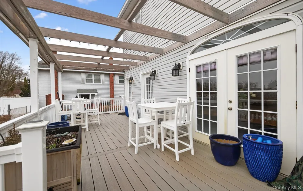 108 Awixa Avenue Bay Shore, NY 11706