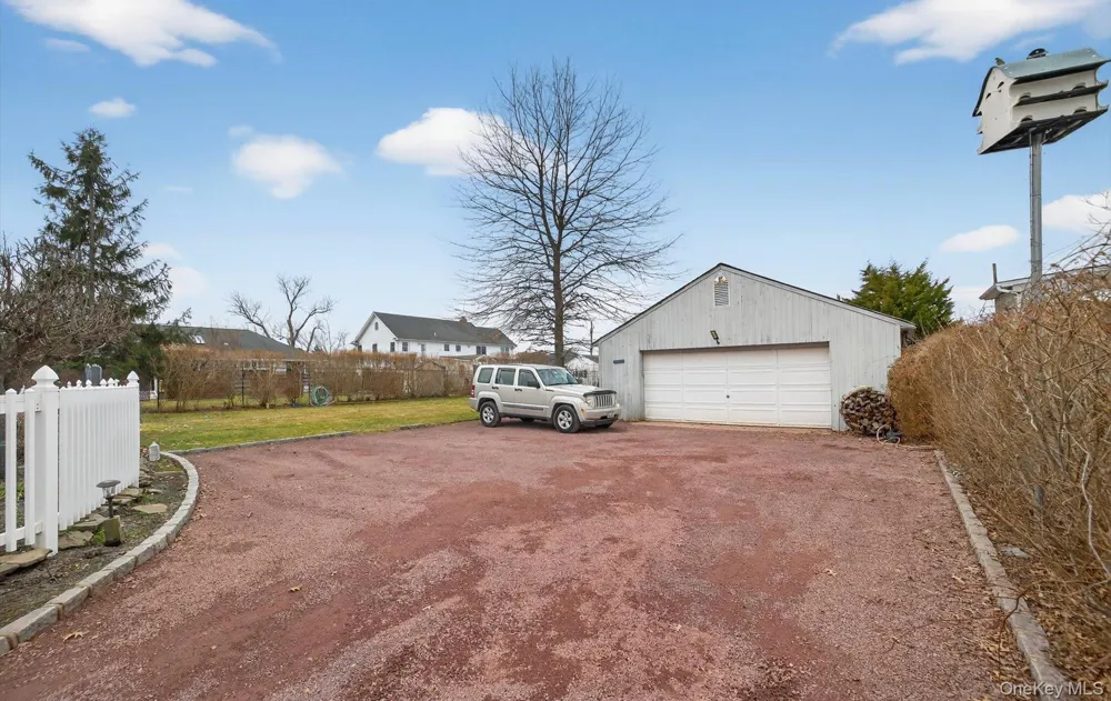 108 Awixa Avenue Bay Shore, NY 11706