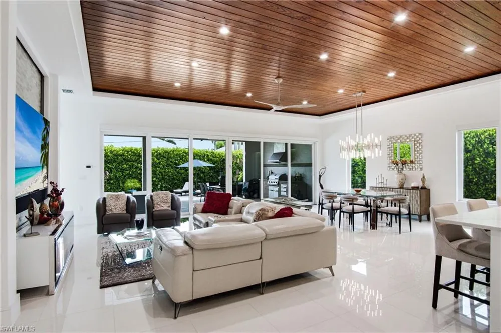 1167 22nd Avenue Naples, FL 34103