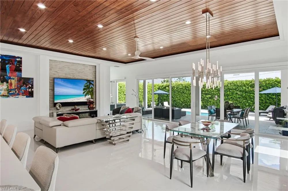 1167 22nd Avenue Naples, FL 34103