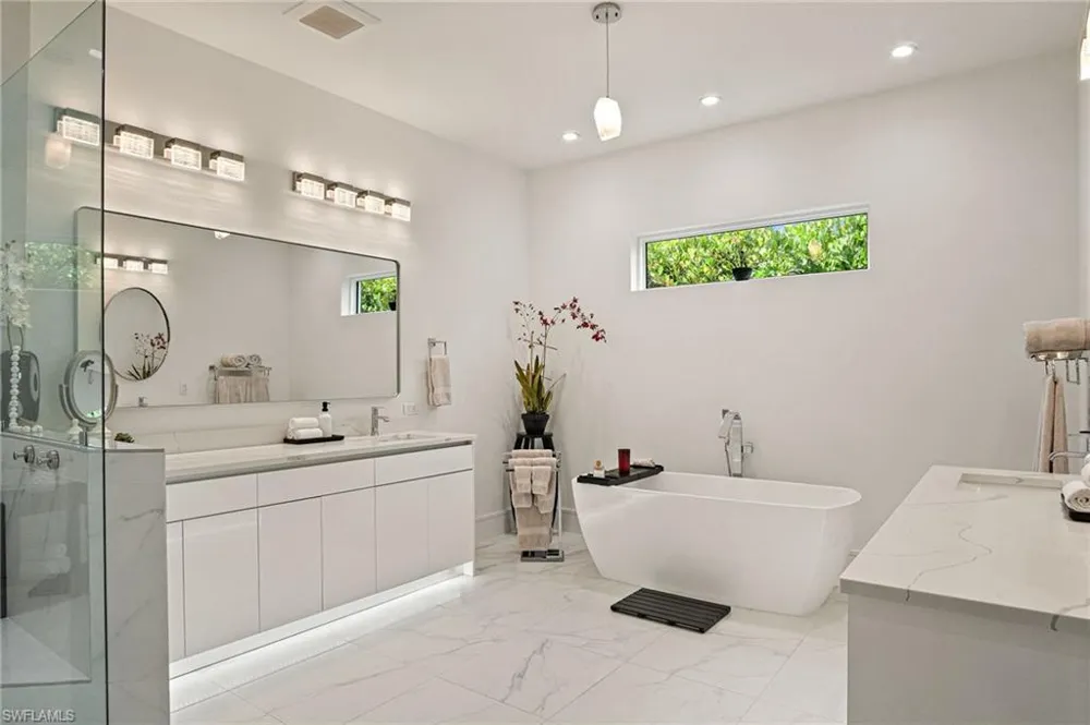 1167 22nd Avenue Naples, FL 34103