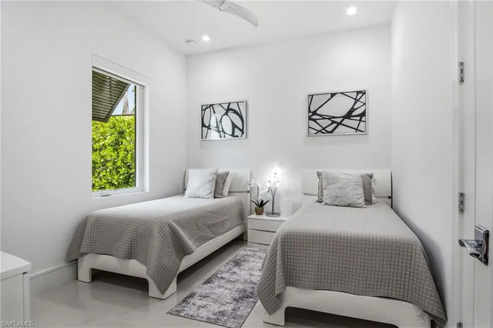 1167 22nd Avenue Naples, FL 34103