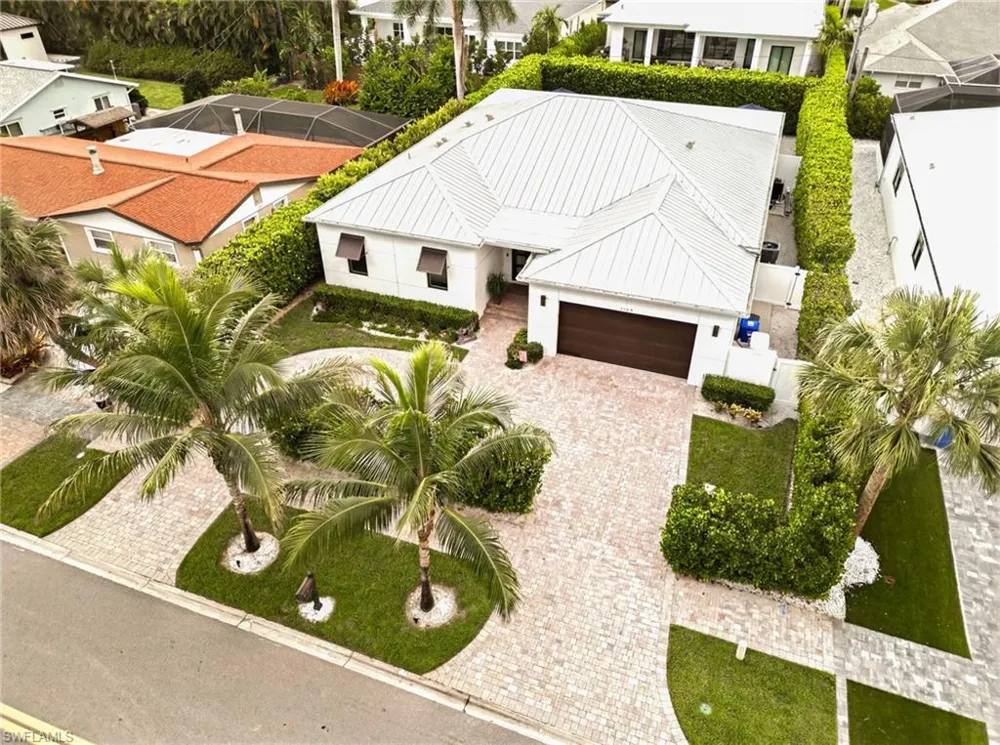 1167 22nd Avenue Naples, FL 34103