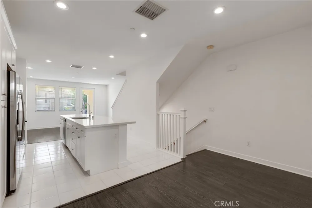 77 Jensen Court Thousand Oaks, CA 91360