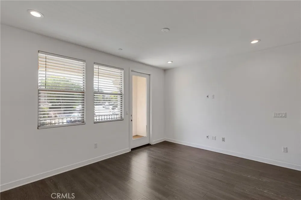 77 Jensen Court Thousand Oaks, CA 91360