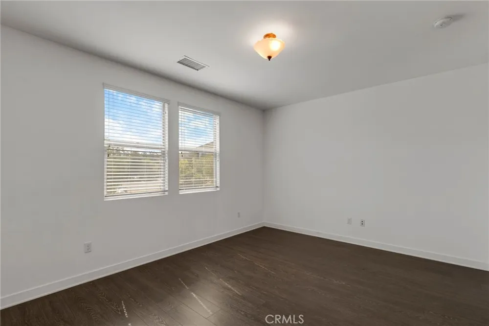 77 Jensen Court Thousand Oaks, CA 91360