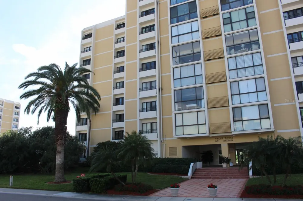 851 BAYWAY BOULEVARD #101 Clearwater Beach, FL 33767