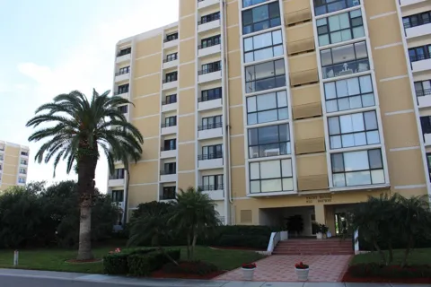 851 BAYWAY BOULEVARD #101