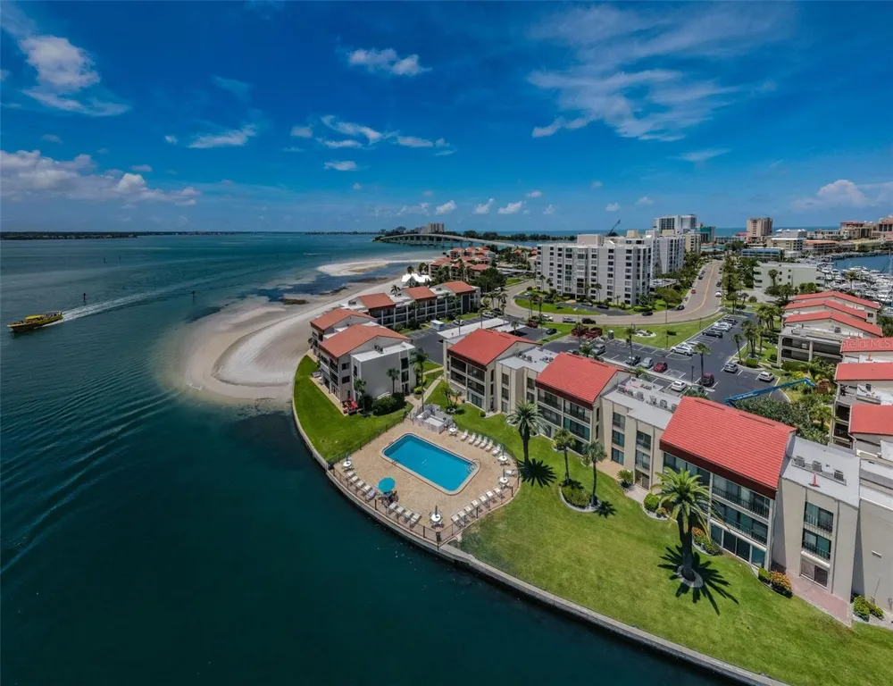 851 BAYWAY BOULEVARD #101 Clearwater Beach, FL 33767