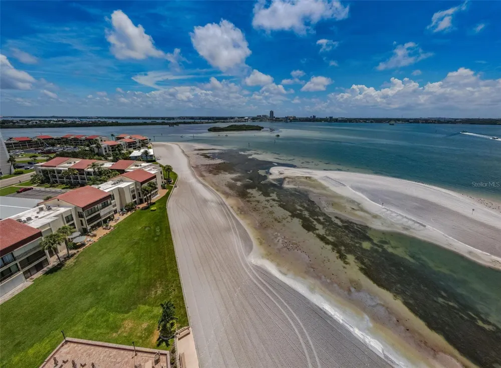 851 BAYWAY BOULEVARD #101 Clearwater Beach, FL 33767