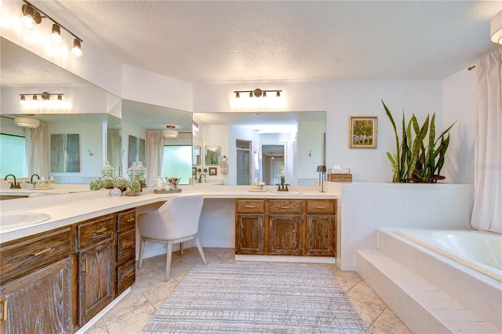 16126 BELLE MEADE BOULEVARD Odessa, FL 33556