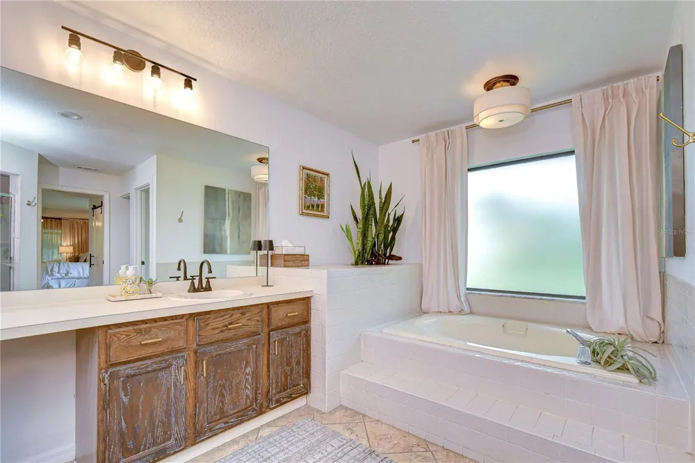16126 BELLE MEADE BOULEVARD Odessa, FL 33556