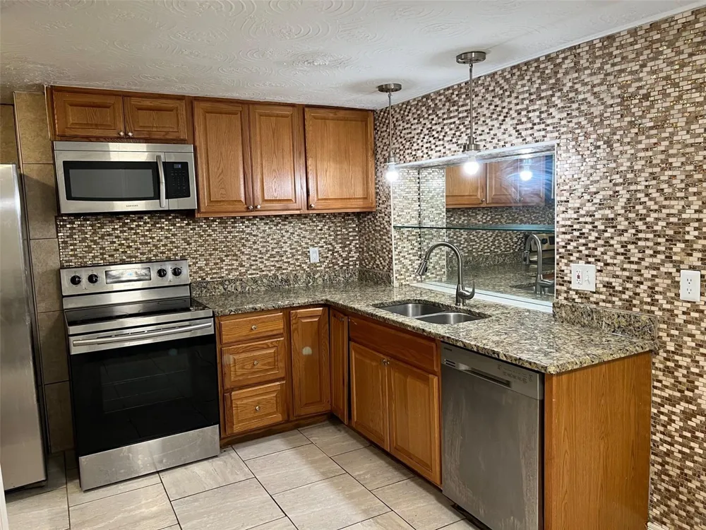 4926 BILLY DIRECT LANE Lutz, FL 33559