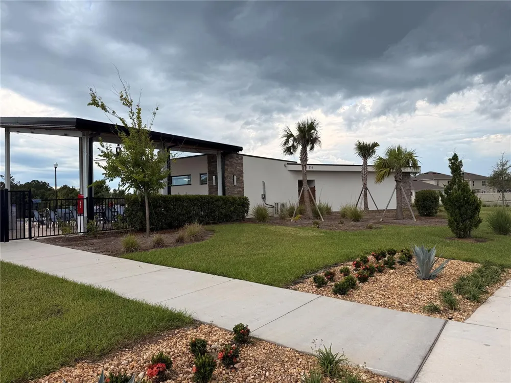 323 PRESTON COVE DRIVE St Cloud, FL 34771