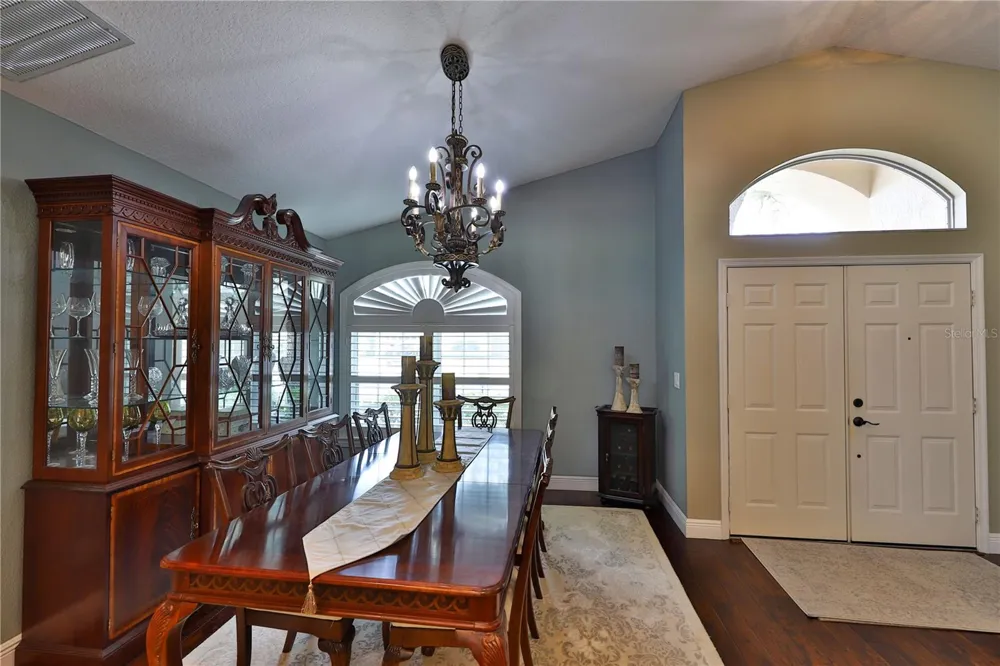 2578 EKANA DRIVE Oviedo, FL 32765