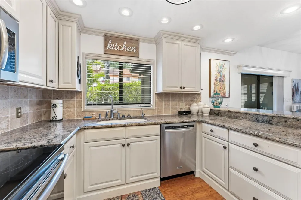3460 COUNTRYSIDE BOULEVARD #66 Clearwater, FL 33761