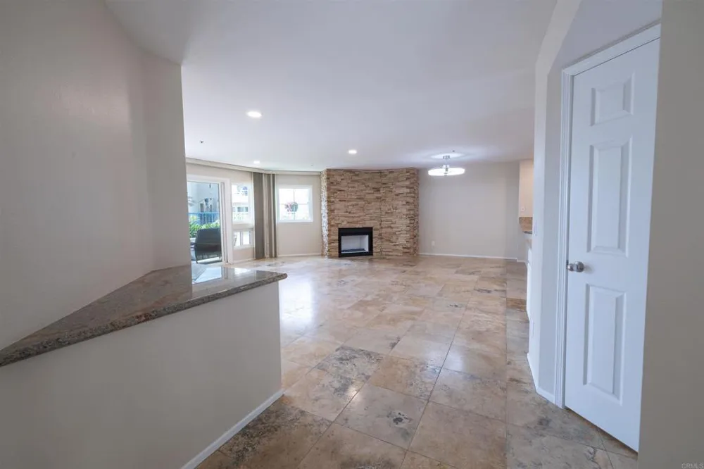 400 Pacific St #111 Oceanside, CA 92054