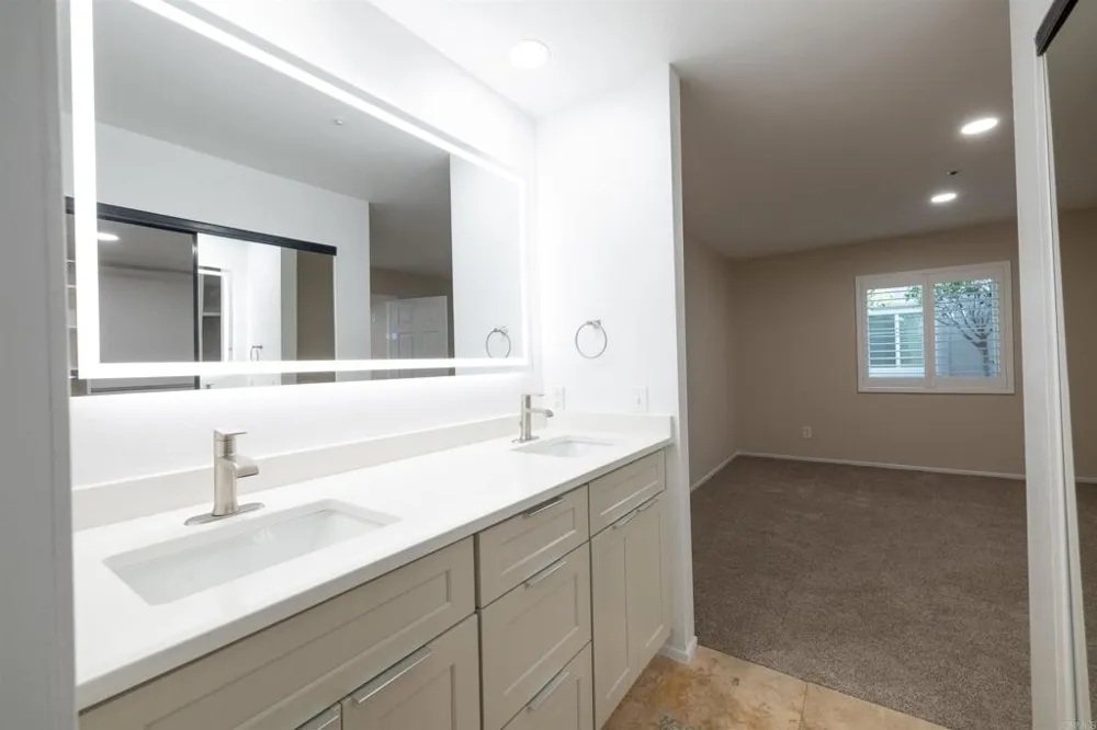 400 Pacific St #111 Oceanside, CA 92054