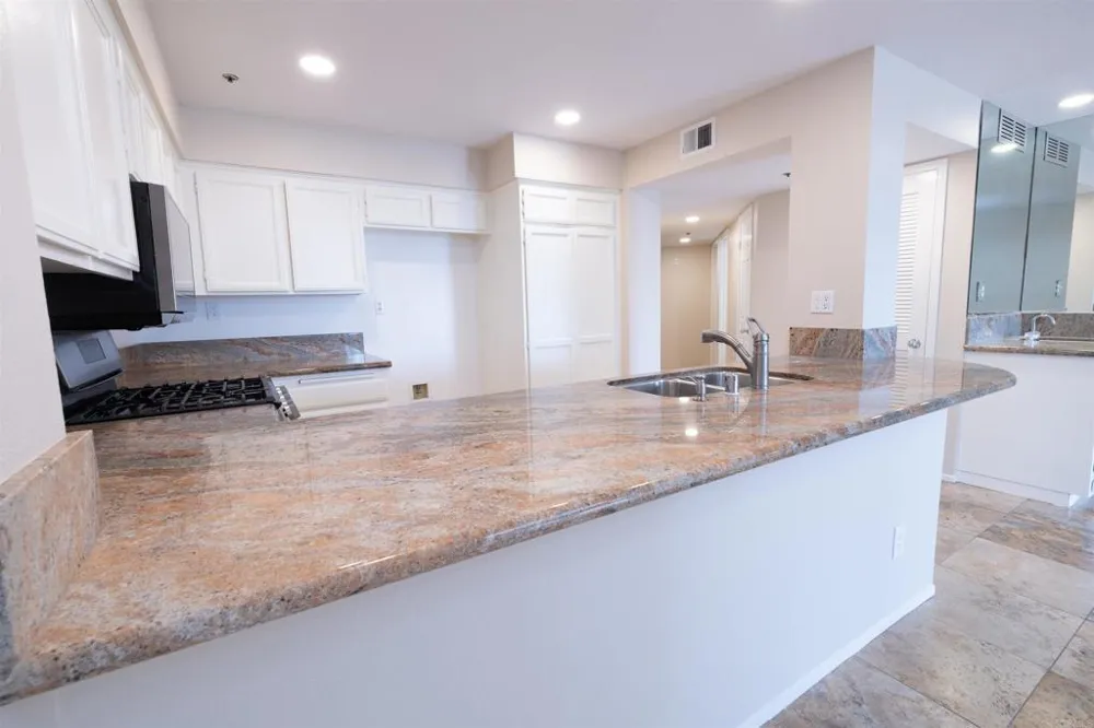 400 Pacific St #111 Oceanside, CA 92054