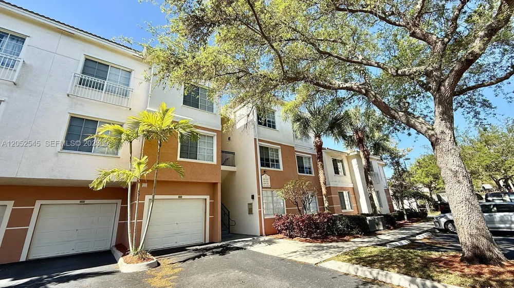 1206 E Myrtlewood Cir E #1206 Palm Beach Gardens, FL 33418