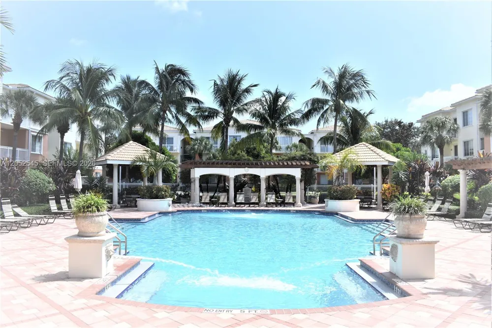 1206 E Myrtlewood Cir E #1206 Palm Beach Gardens, FL 33418
